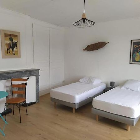 Maison Chez Catherine Baix Bagian luar foto